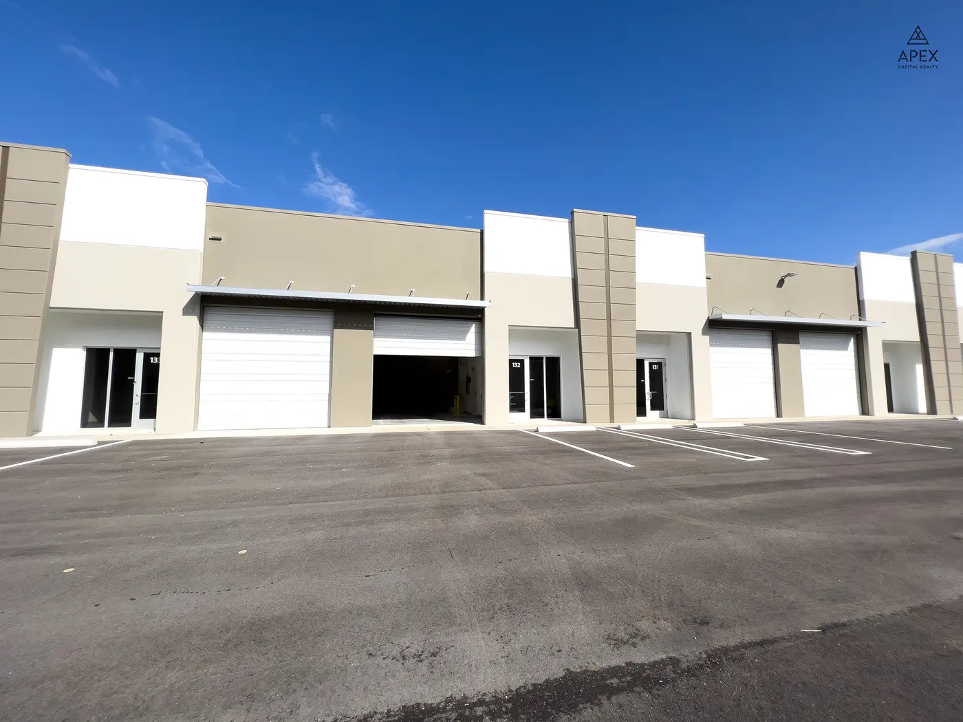 10890 NE 17 St., Miami, FL — Flex, leased