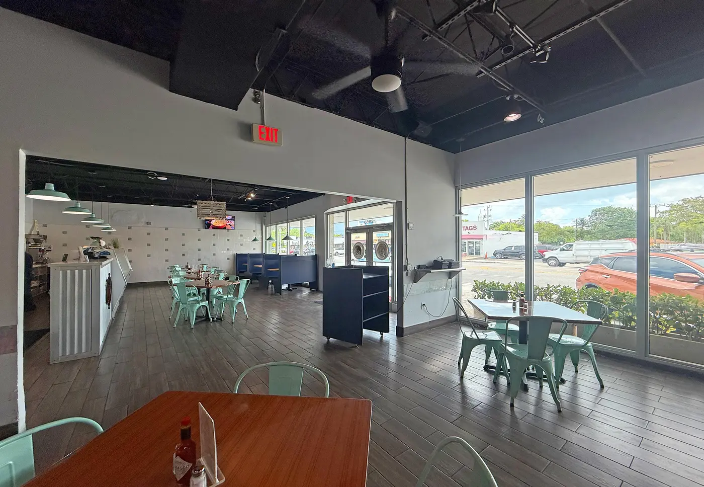 12950 W Dixie Highway — photograph 3