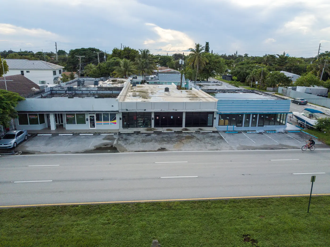1318 N Dixie Hwy — photograph 3
