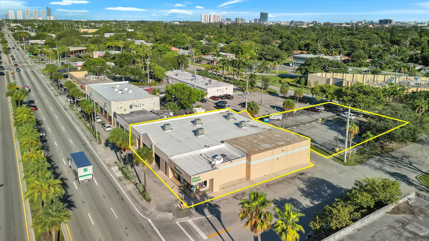 1410 NE 163rd St, North Miami Beach, FL — Flex, sold