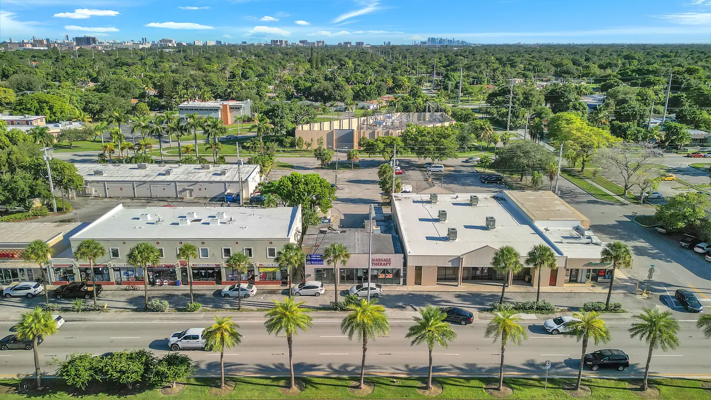 1420 NE 163rd St, North Miami Beach, FL — Retail, sold