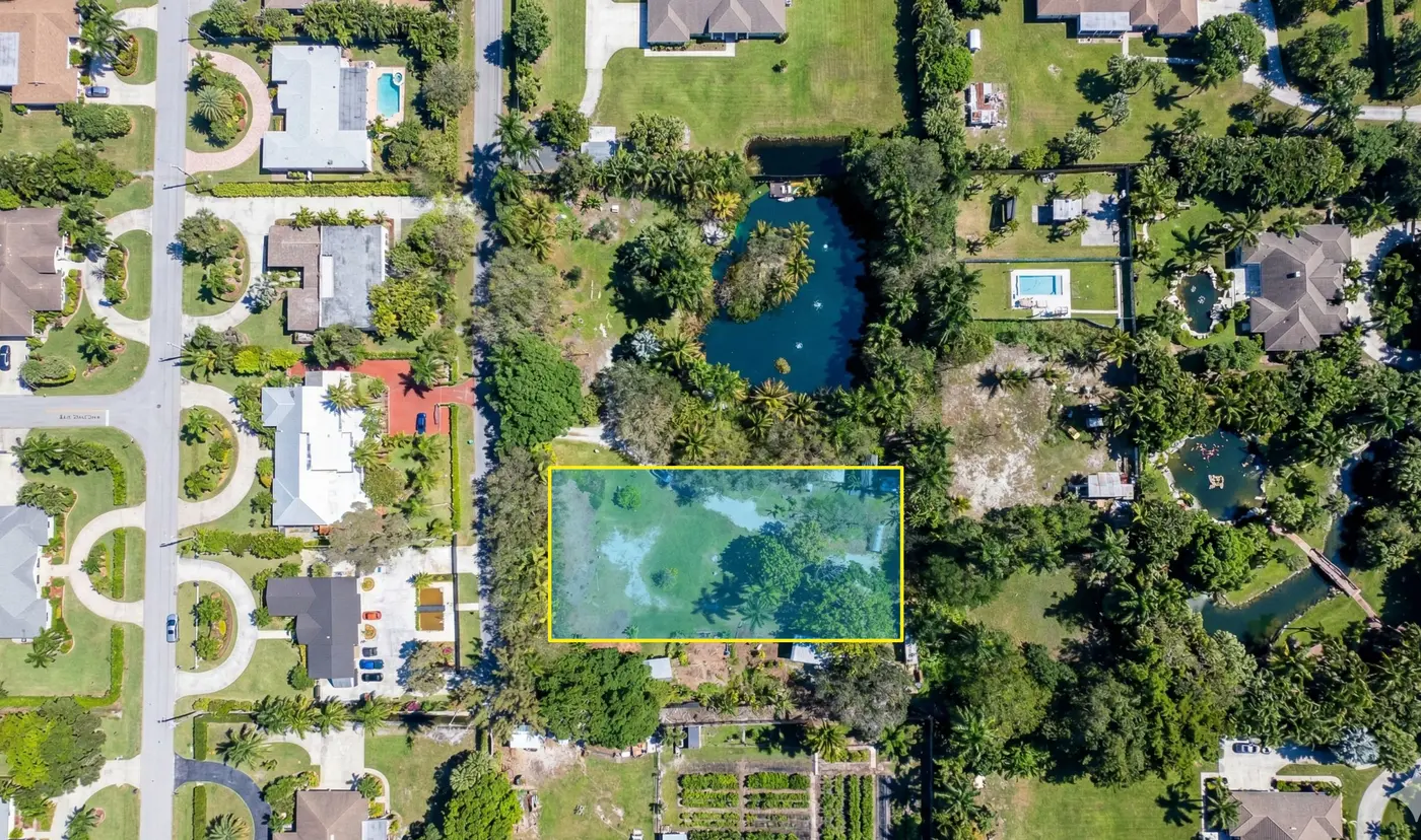 154th Street – 861, North Miami Beach, FL — Land, sold