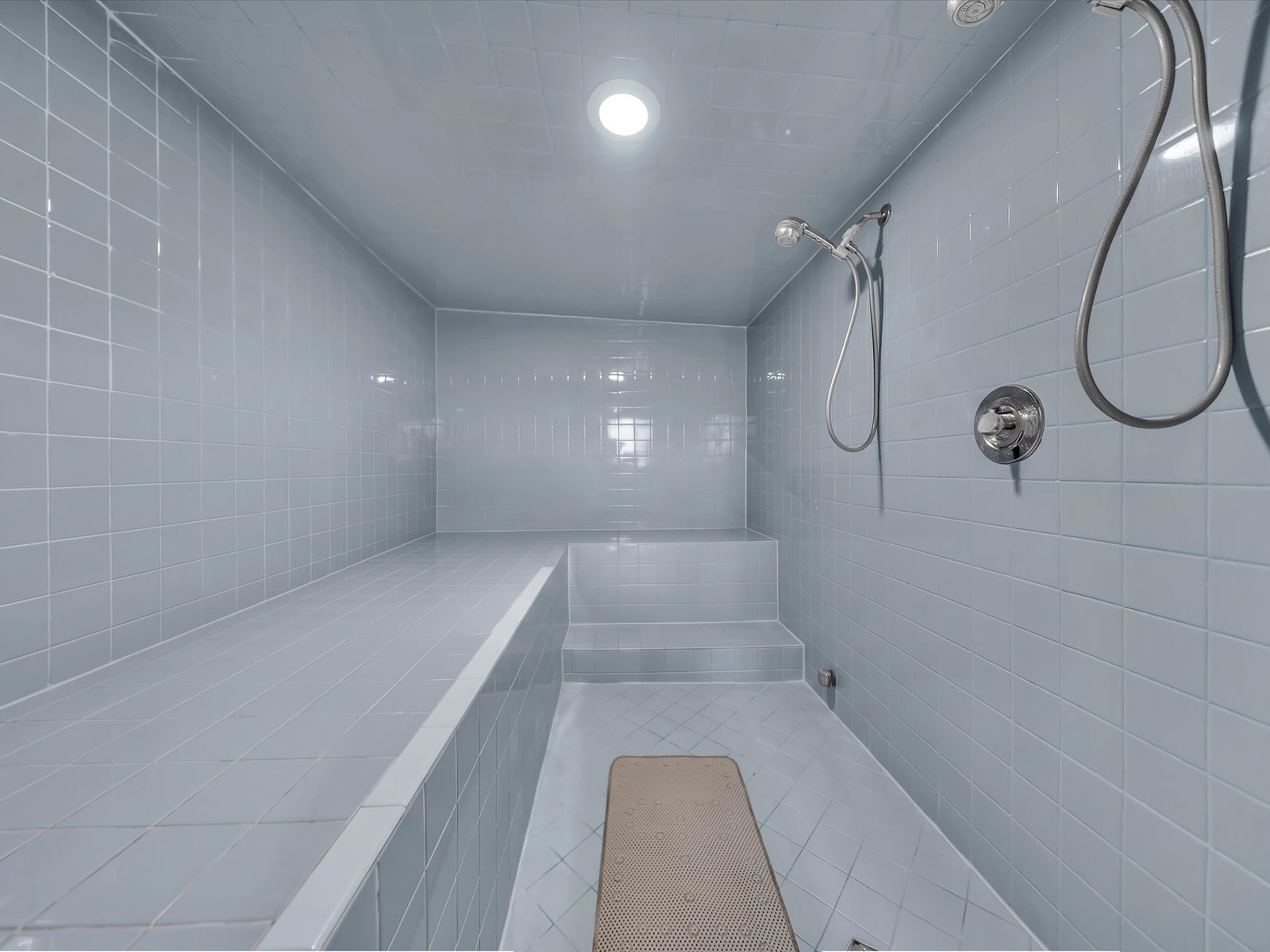 Steam Room - Level 2