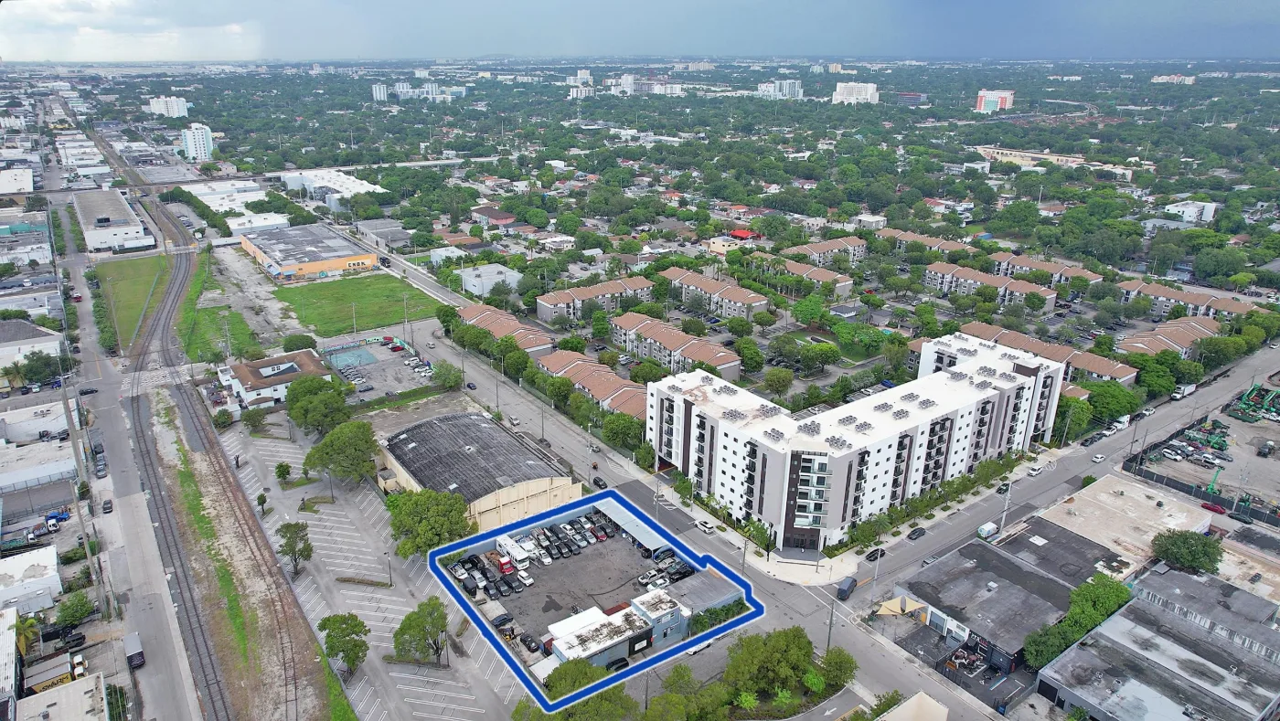 2230 & 2250 NW 8th Ave · 820 NW 23rd St — photograph 2