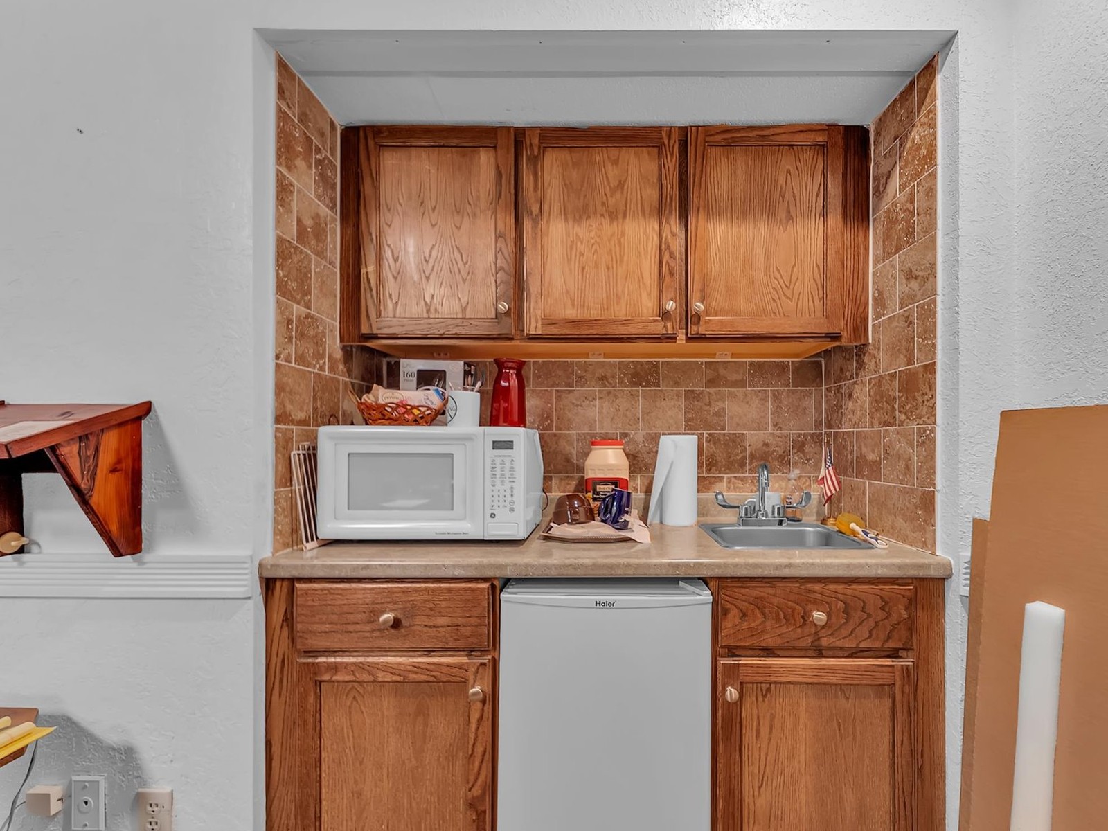 Kitchenette