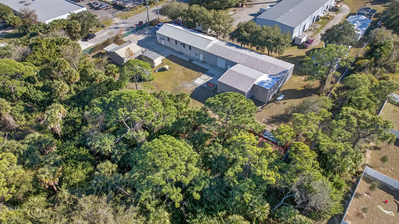 395 Williams Point Blvd — photograph 4