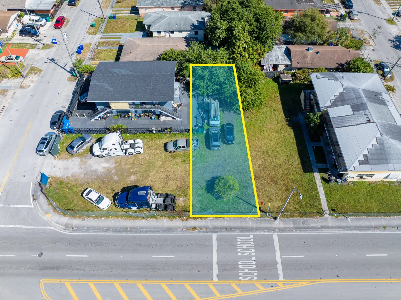6435 NW 12 Ave — photograph 6