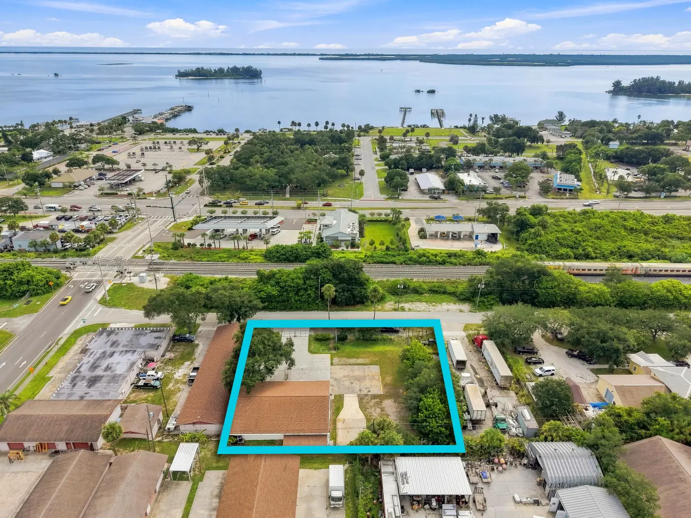 645 Old Dixie Hwy, Sebastian — Industrial for sale