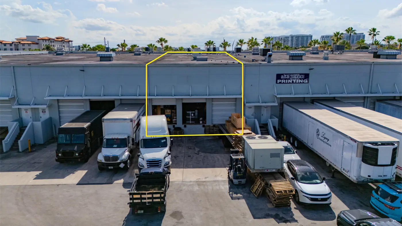 7855 NW 46th Street — photograph 3