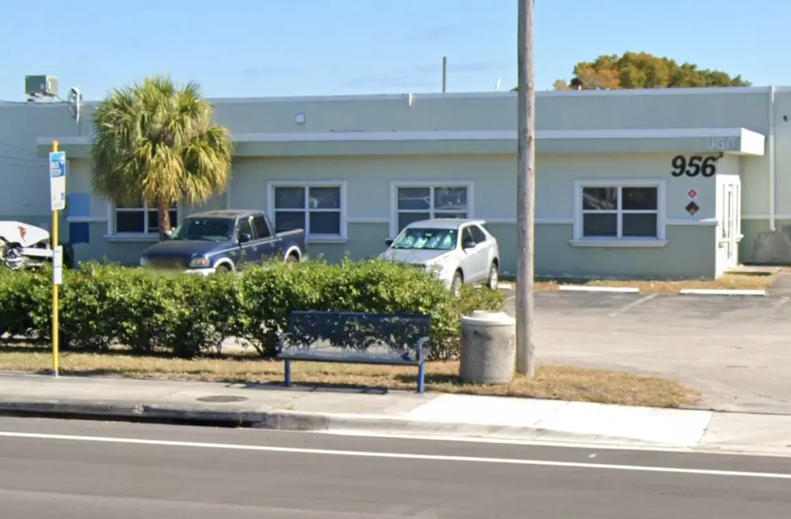 956 SW 12th Ave, Pompano Beach, FL — Industrial, sold