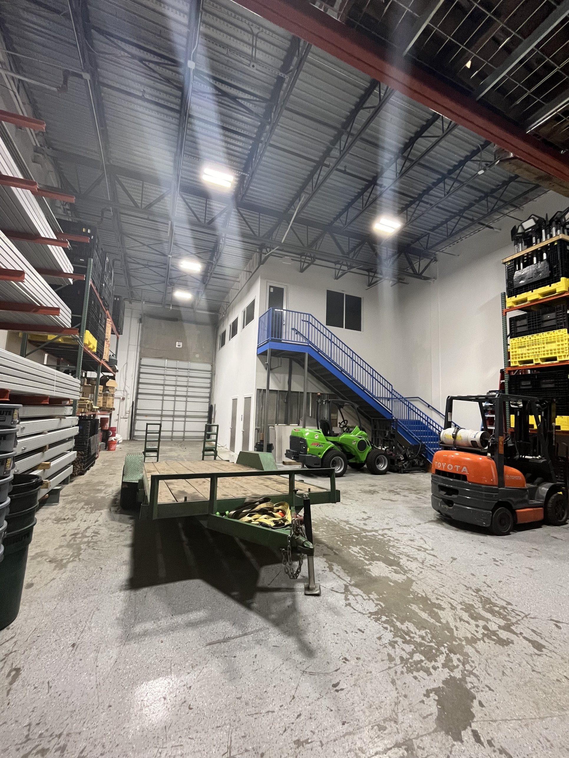 Unit 1520 warehouse