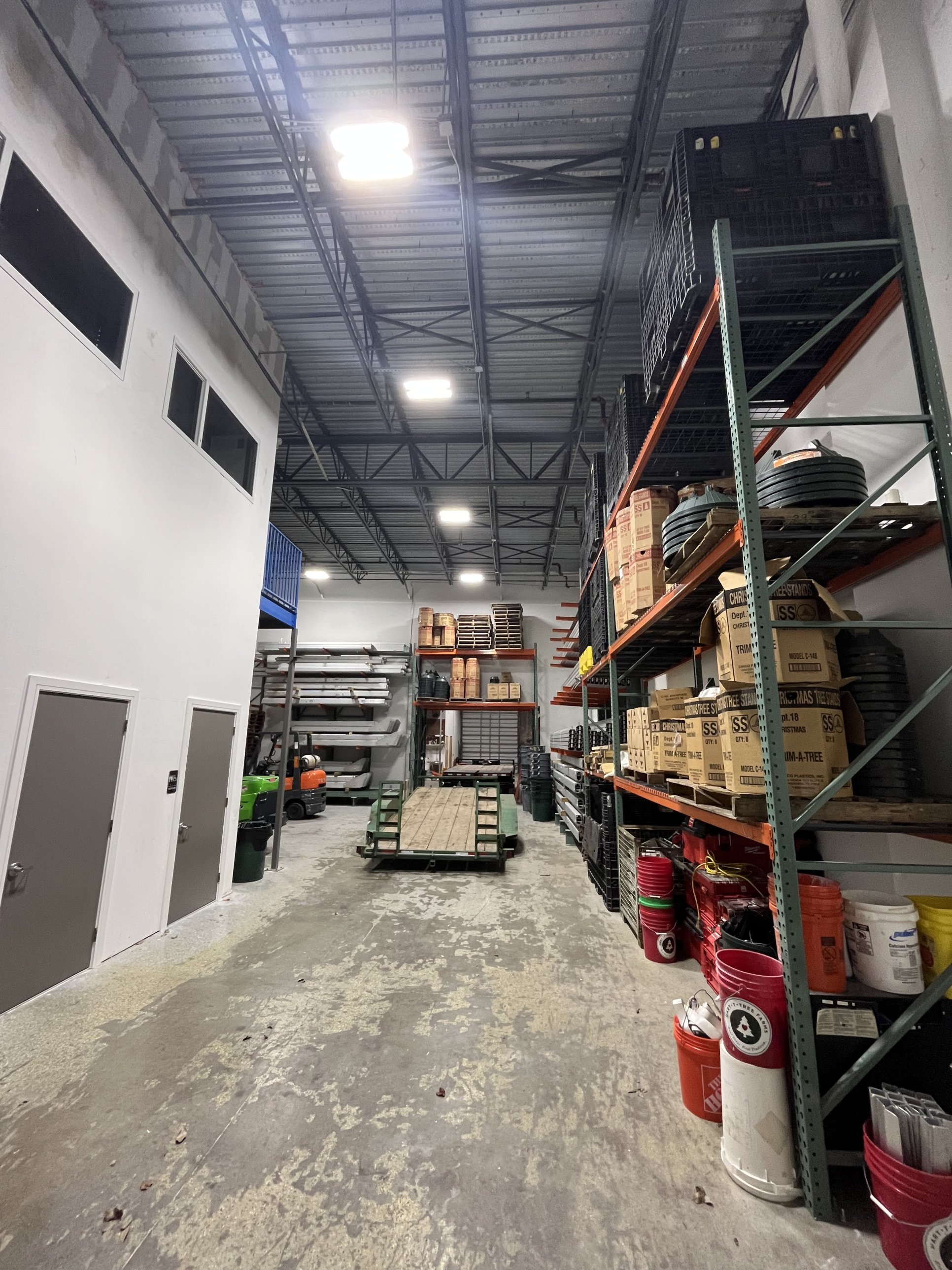 Unit 1520 warehouse
